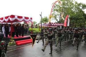 Defile Pasukan Meriahkan Peringatan Hari Bhayangkara ke-77 di Polda Bali