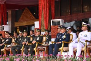 KAPOK SAHLI Pangdam II/Sriwijaya Hadiri Upacara Peringatan HUT KE-77 Bhayangkara di GRIYA AGUNG