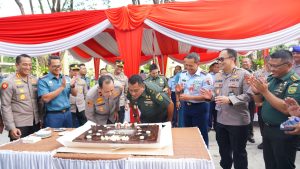 Rombongan Kasdam II/Sriwijaya, Beri UCAPAN Selamat Hari Bhayangkara Ke-77 Kepada Wakapolda Sumsel