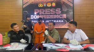 Polres Jembrana Menggelar Press Release Ungkap Kasus Pencurian Alat-Alat Elektronik Sekolah