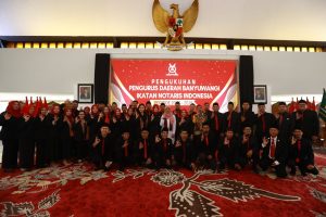 Ikatan Notaris Indonesia Kukuhkan Ketua PD Banyuwangi, Bupati Ipuk:  Notaris Mitra Strategis Pemerintah