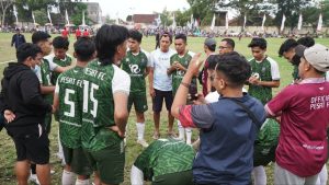 Babak 8 Besar, Pertandingan Turnamen Sepak Bola “Bupati Cup” Makin Seru.!!