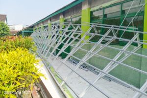 Baru Sepekan Dikerjakan, Atap SDN Bendo 1 Kota Blitar Ambruk