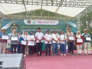 Tema Peringatan HKN ke-61, Bupati Blitar Ajak Masyarakat Wujudkan “Generasi Sehat, Masa Depan Hebat”