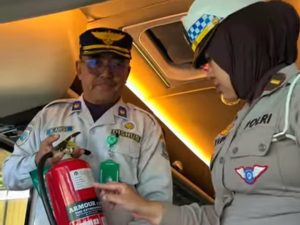 Pastikan Kendaraan Layak Jalan, Polresta Banyuwangi dan Dishub Gelar Ramp Check Jelang NATARUK