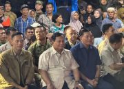 Prabowo Bela Menteri yang Turun ke Lokasi Banjir Sumatera: Dia Tidak Wisata
