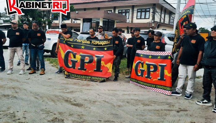 GPI Demo Mapolres Blitar, Desak Penuntasan Kasus Dugaan Pemerkosaan