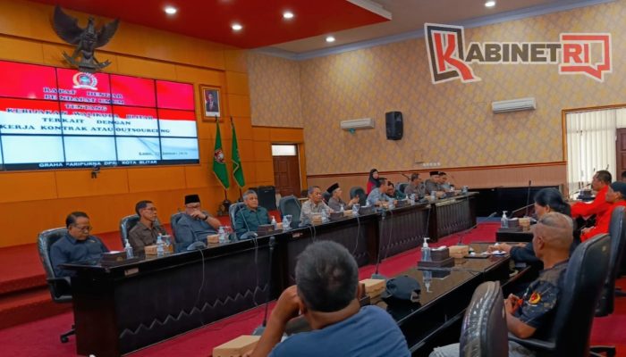 Hearing Panas DPRD Kota Blitar: 318 Pekerja Dirumahkan, GPN Ancam Aksi Besar dan Gugatan Hukum