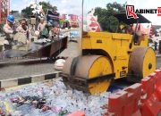 Jelang Idul Fitri 2026, Polres Blitar Kota Gilas Ribuan Botol Miras dan 150 Knalpot Brong 