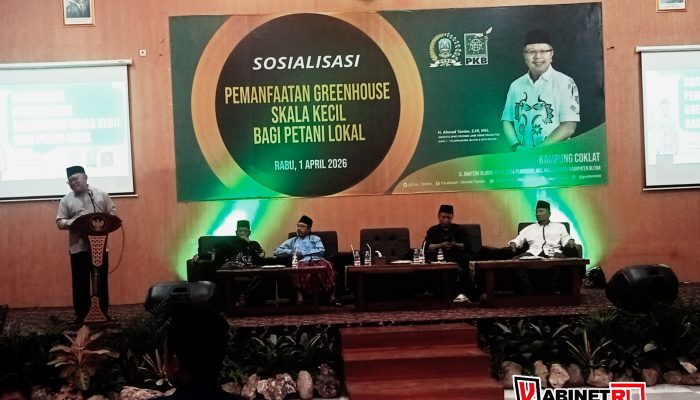Gus Tamim Dorong Petani Blitar Manfaatkan Pekarangan Lewat Greenhouse Mini