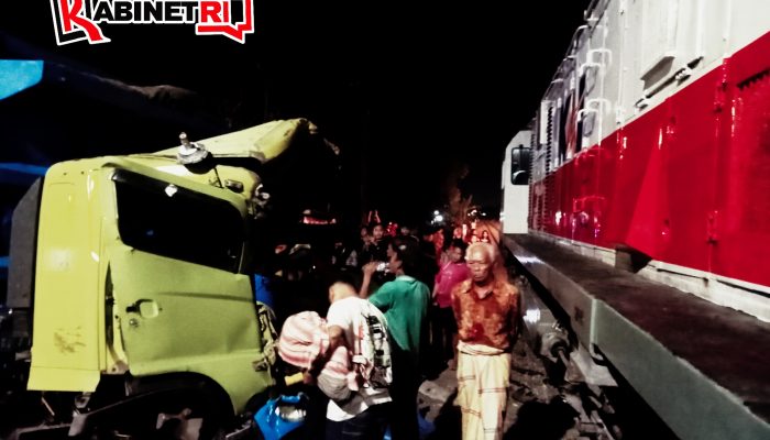 Truk Mogok di Rel, KA Dhoho Tabrak di JPL 190 Blitar Selasa Malam