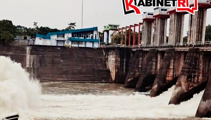 Debit Sungai Brantas Diprediksi Meningkat, Flushing Bendungan Wlingi dan Lodoyo Digelar 6 Hari