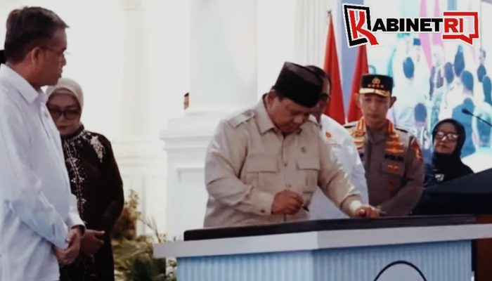 Prabowo Teken Prasasti Museum Marsinah di Nganjuk, Tegaskan Komitmen Lindungi Hak Buruh