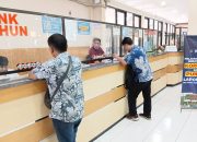 Petugas Samsat Malang Kota Memberikan Pelayanan Terbaik Dan Humanis Bagi Wajib Pajak.