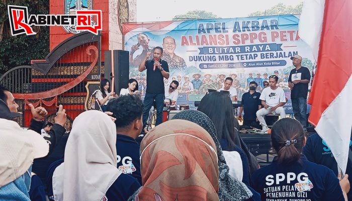 Ribuan Relawan SPPG Blitar Raya Turun ke Jalan, Minta Program MBG Tetap Dilanjutkan