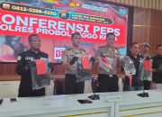 2 Pelaku Pembunuhan Manusia Silver di Perempatan pilang Amankan Polresta Probolinggo 1 Satu Buron