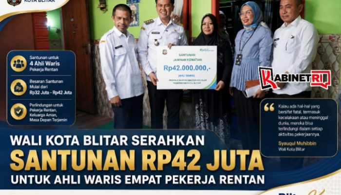 Wali Kota Blitar Serahkan Santunan Jaminan Sosial untuk Ahli Waris Empat Pekerja Rentan