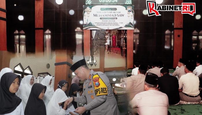 Peringati Maulid Nabi, Polres Blitar Beri Santunan Anak Yatim dan Perkuat Komitmen Polri Presisi